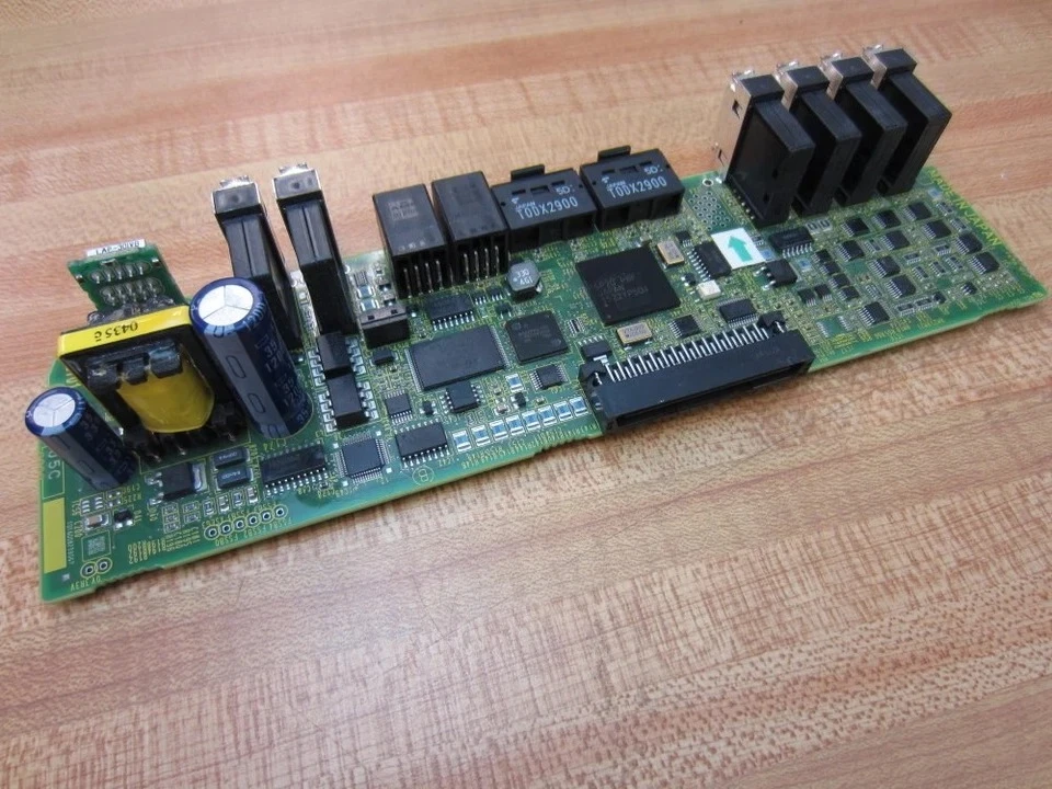 

Б/у плата A20B-2101-0870 для FANUC A20B-2101-0870