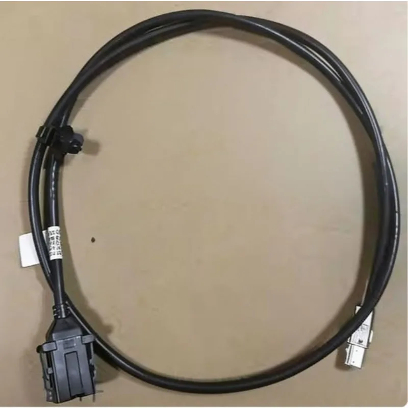 

Абсолютно новый оригинальный USB-кабель для переднего ряда сидений Changan Oshan Z6 с разъемом для датчика