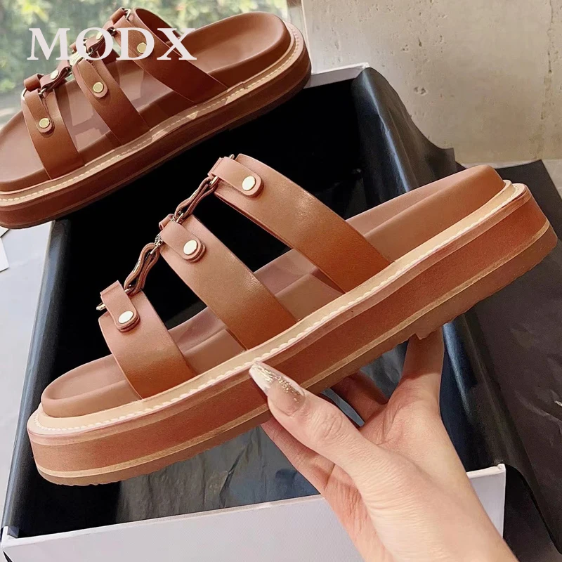 

Rivets Hollow Roman Sandals 2023 Women Thick-soled Metal Buckle Decoration Soft Retro Slippers Luxury Concise Fashion Beach Shoe