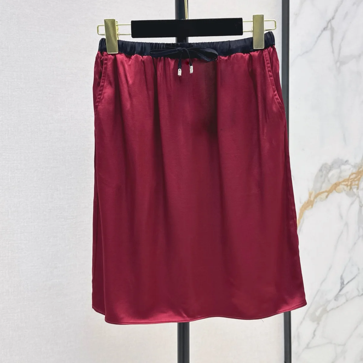 High Quality Women Elastic Drawstring Waist Loose Knee Length Casual Midi Skirt With Pocket lyt2672335