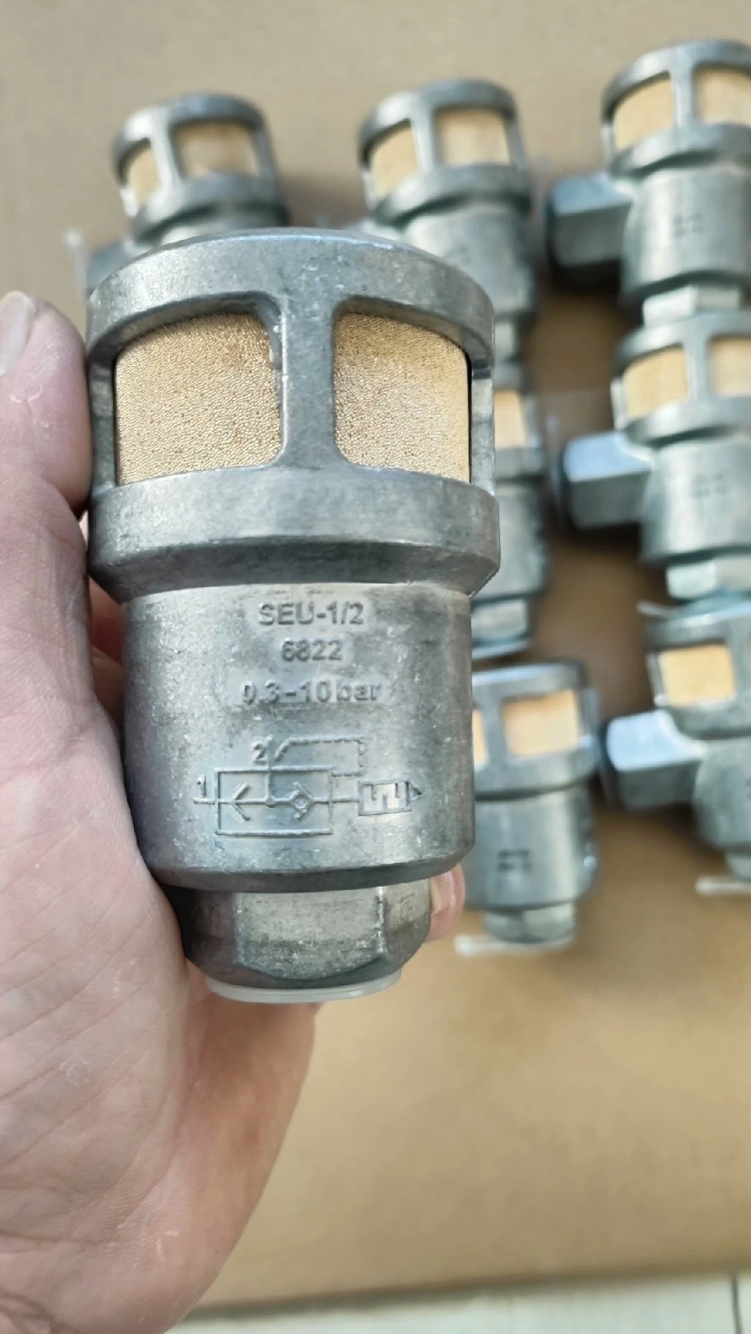 FESTO ‎SEU-1/2 6822 SE-1/2-B 9688 SE-1/4-B 9686 SEU-1/4 6753