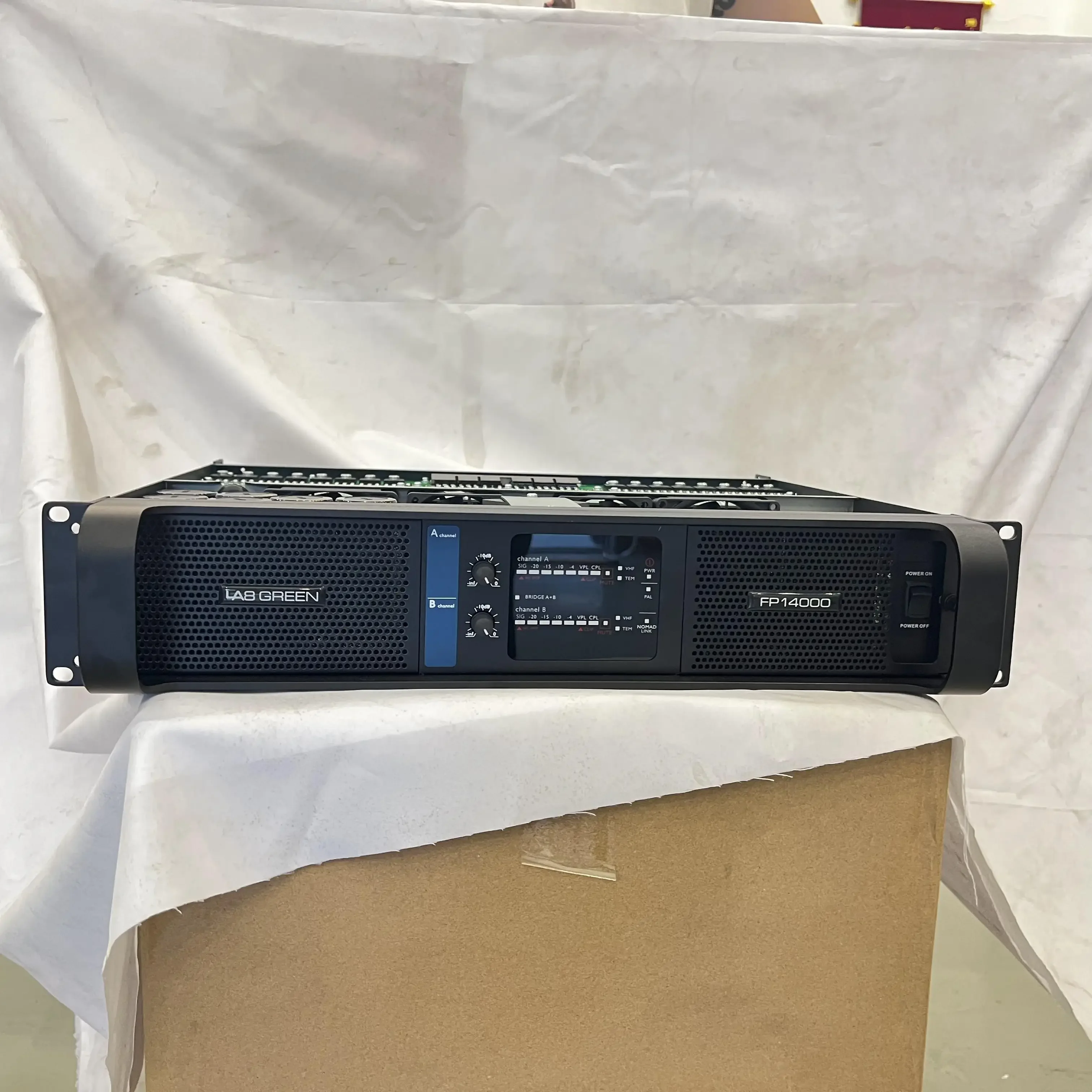 FP14000 2-channel 2350w-14000w high-power digital power amplifier