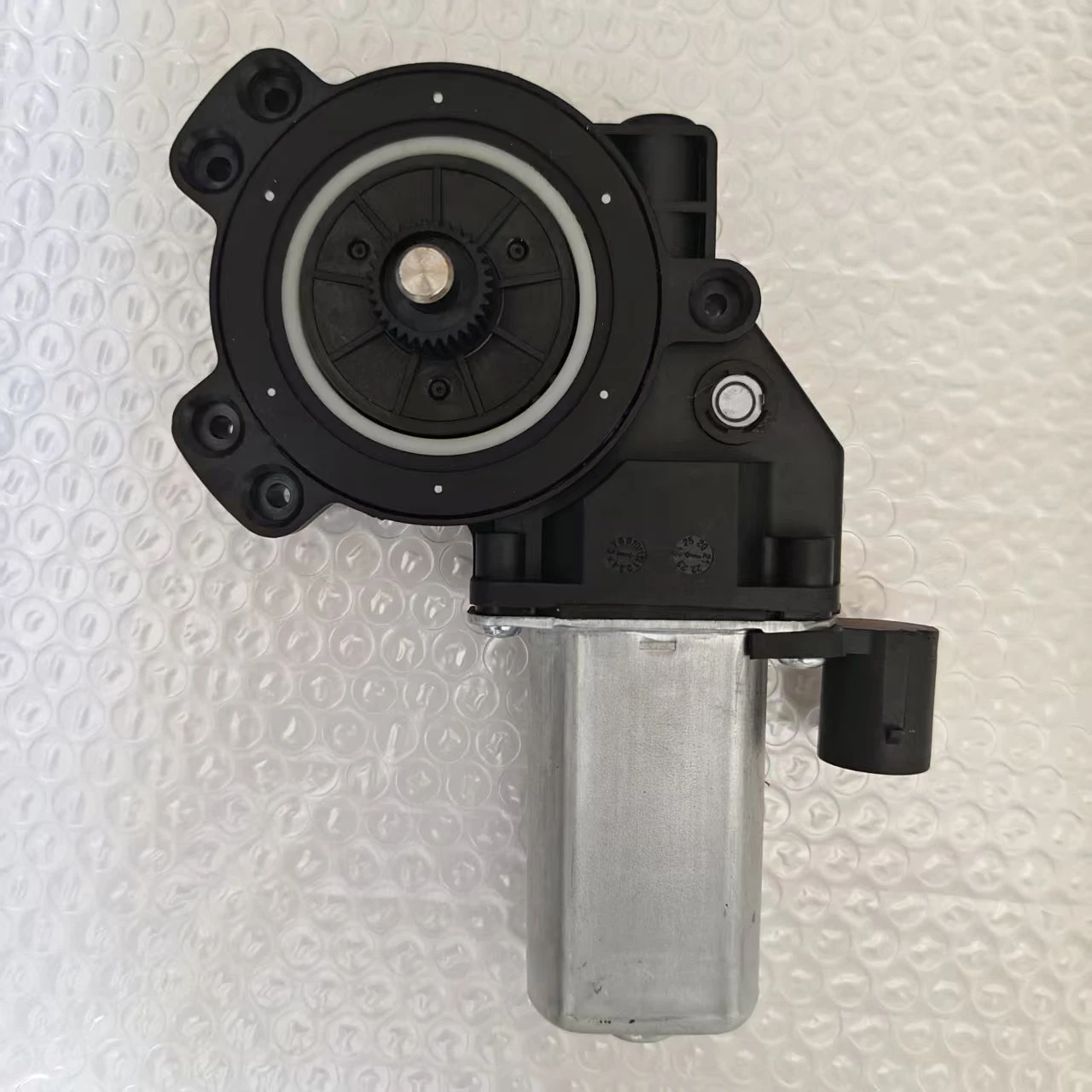 Elektrischer Fensterhebermotor für RENAULT MASTER III FV 2010-2023 Fensterhebermotor OEM 9030285 9030286 – Detail 3