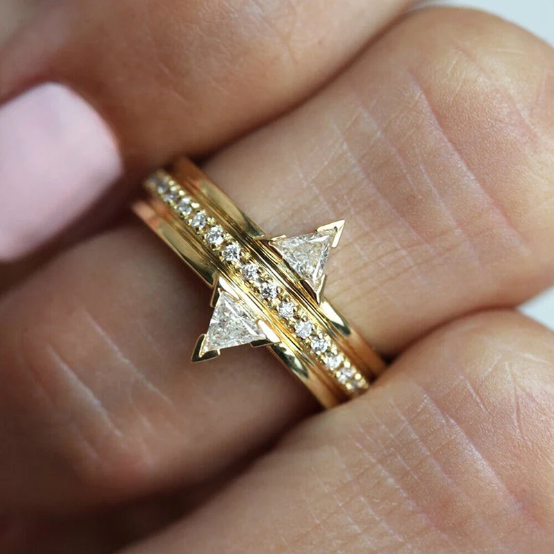 Huitan Gold Color Wedding Rings for Women New Trendy Design Triangular Cubic Zirconia Luxury Rings Engagement Party Lady Jewelry