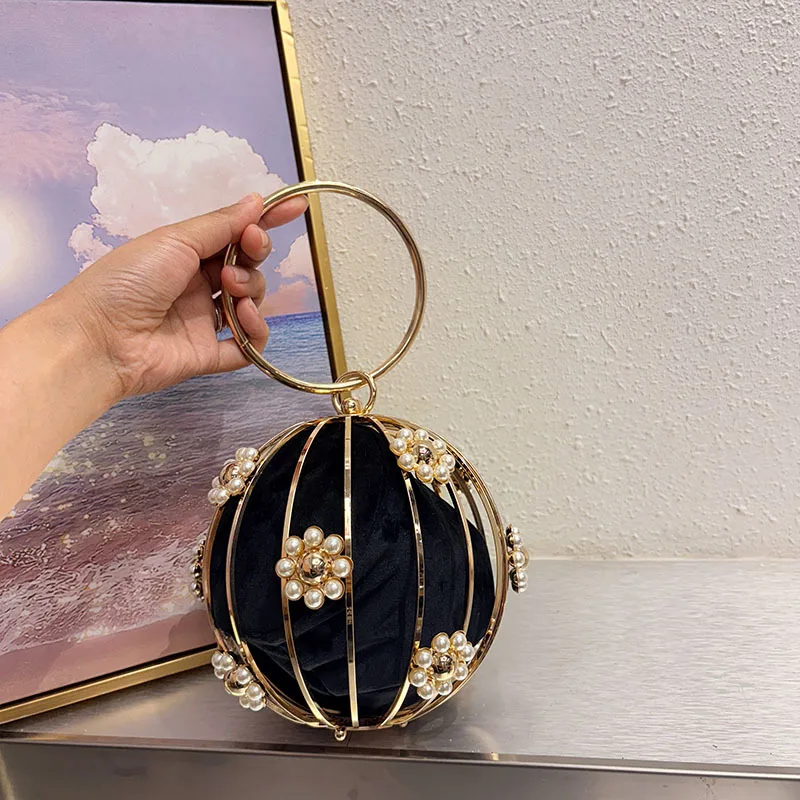 

2025 Luxury Hollow Metal Clutch Floral Beaded Lantern Purse for Weddings Parties Evening Bag Chain Floral Ladies Handbags