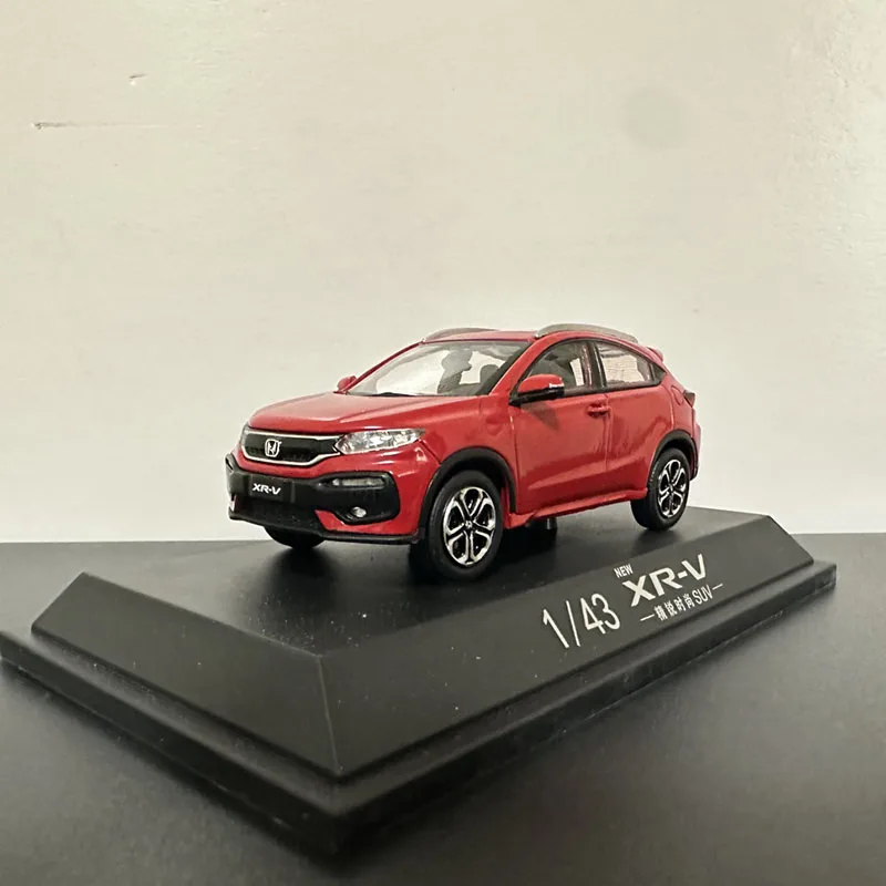 

Diecast 1:43 Scale Dongfeng 2015 XR-V Alloy Car Model Collection Souvenir Display Ornaments Decoration Toy