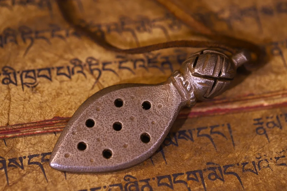 Nipol Tibetan Tiantie Mysterious Iron Magic Artifact Vajra Demon Suppressing Pestle Pendant Ornament Jewelry Secret Supplies 7 c