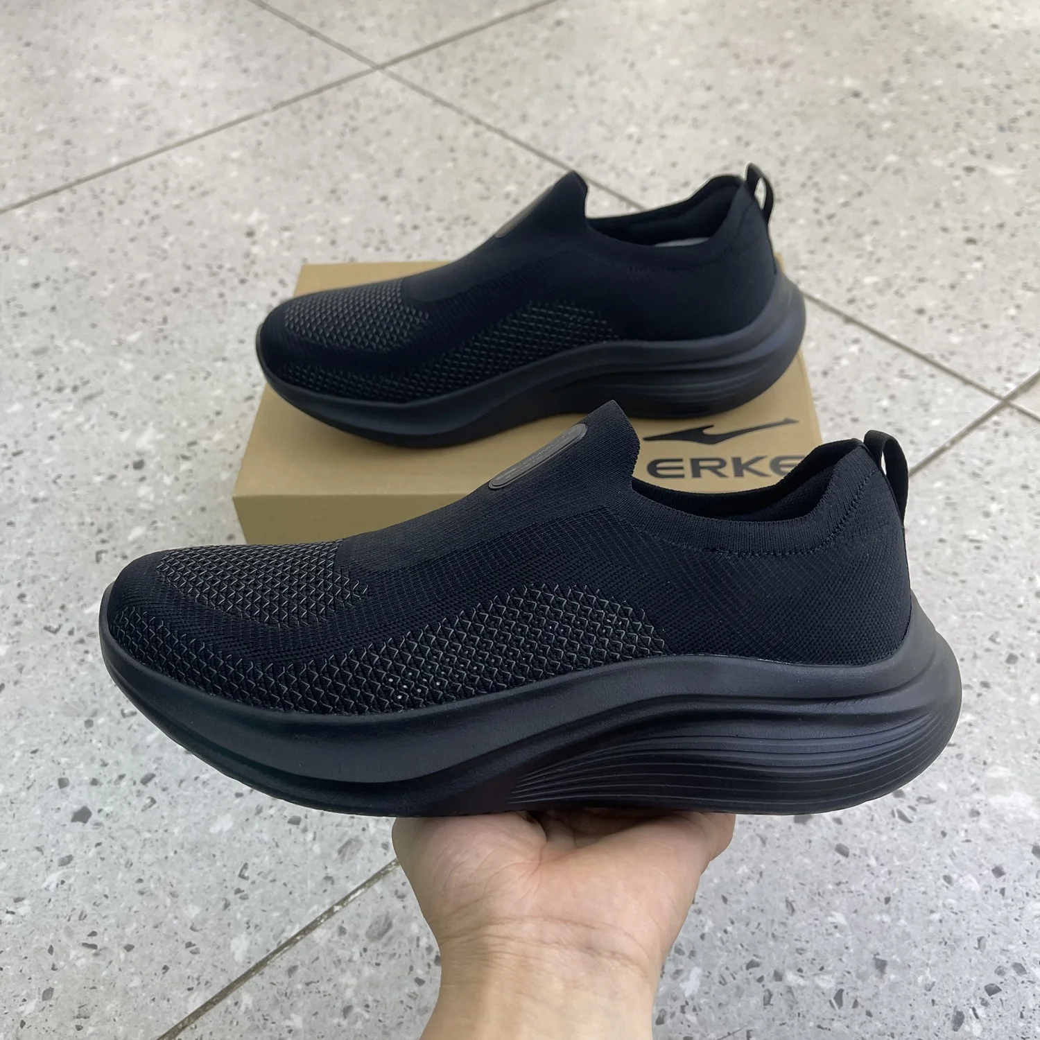 chaussures-decontractees-pour-hommes-respirantes-a-enfiler-chaussures-d'entrainement-semelle-souple-confortables-chaussures-de-course-pour-l'ete-erke-hongxing-eva-rubbe