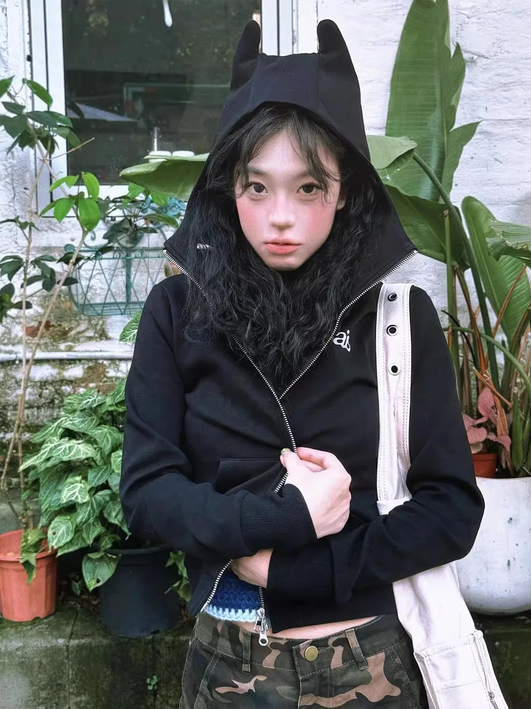 

Американская женская толстовка на молнии с капюшоном, оверсайз, приталенная, повседневная, винтажная, для города, с длинными рукавами, с принтом «Маленький дьявол»