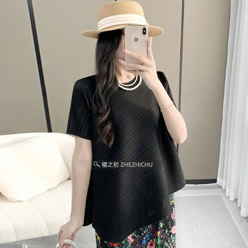 Miyake Pleated Top for Women 2025 New Round Neck Short Sleeve Versatile Slim Design Niche Irregular T-shirt for Women