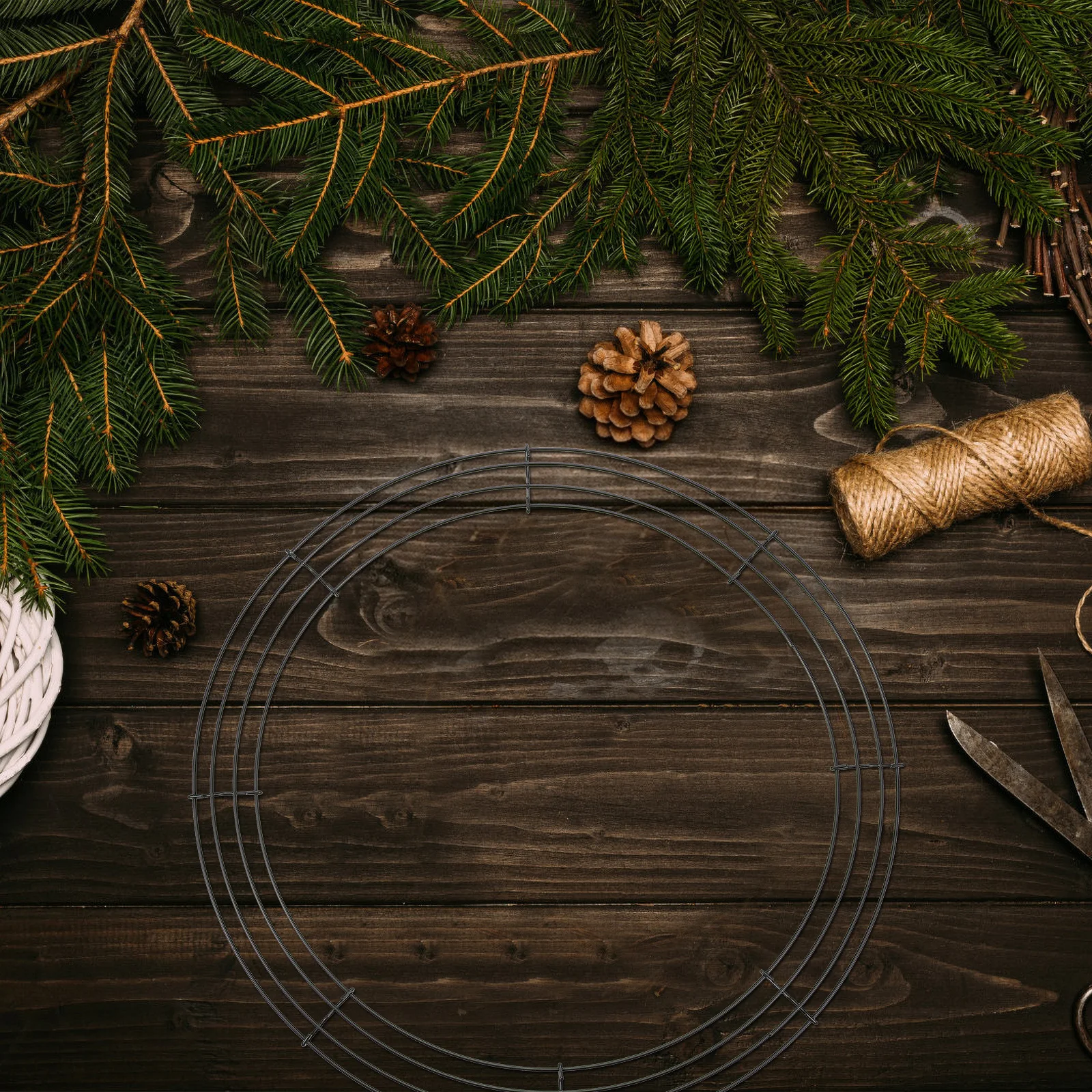 

2pcs Reusable Metal Wreath Making Rings For Diy Christmas Wreath Accessories Craft Garland Iron Frames Holiday Decor