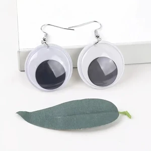 أقراط العين Googly للأطفال شاكر العين المتدلية الكبيرة بالأبيض والأسود الجدة القرط السحاقية بيان Harajuku هدية المرح 1 زوج أعلى 6 مبيعات أقراط مثلية - رقم 1