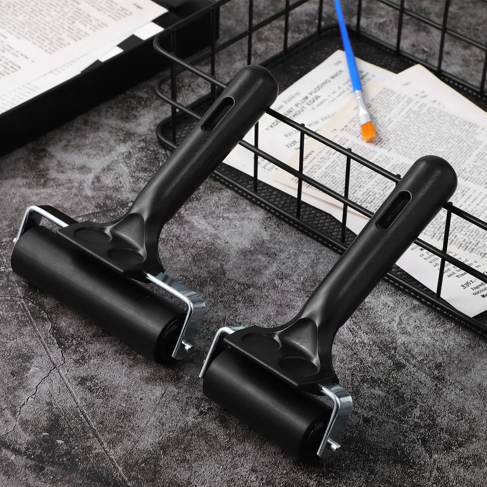 

2 pcs Rollers Thickened Rubber Roller 4 Inch 6 Inch Smooth For Printmaking Crafting Gluing Stamping Tool Craft Roller