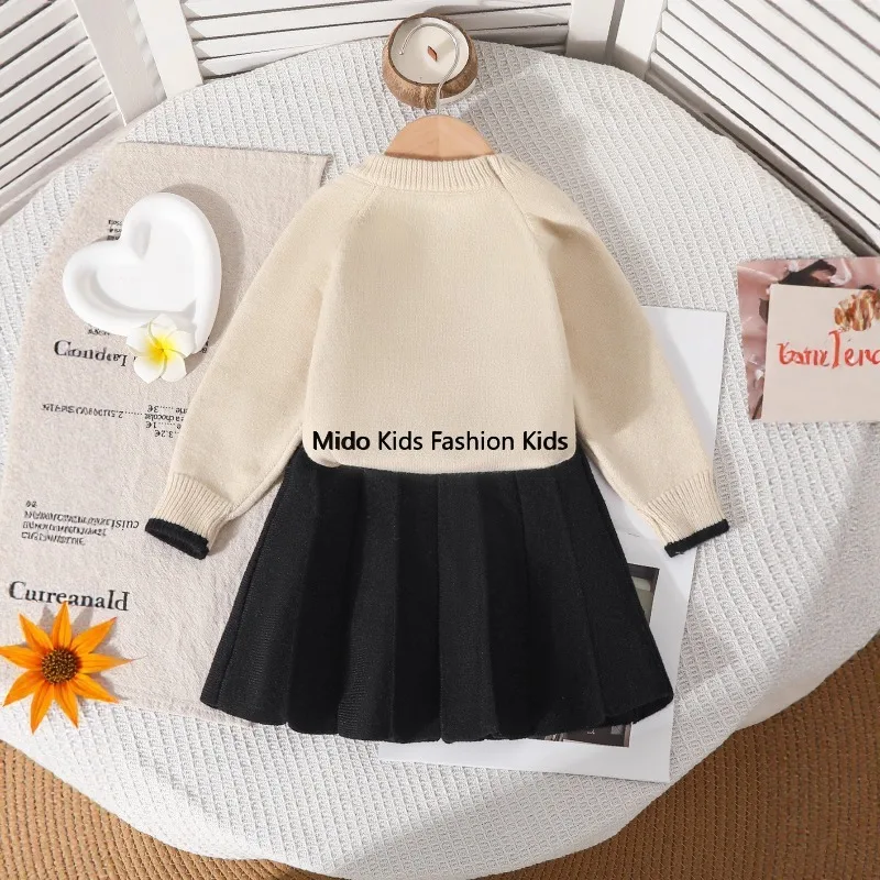 Girls jumper set autumn  winter  sweet and cute polka dot soft sticky pullover round neck knitting three short skirt jumper set