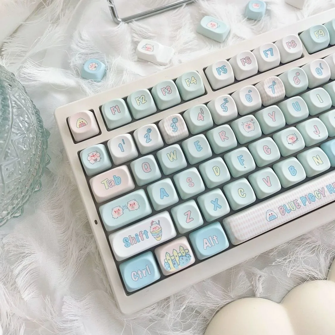 140 Keys SOA Chalk pig Cute Keycaps for KeyCap Square Thermal Sublimation Alice Mechanical Keyboard 2.25 U 2.75U Split Spacebar