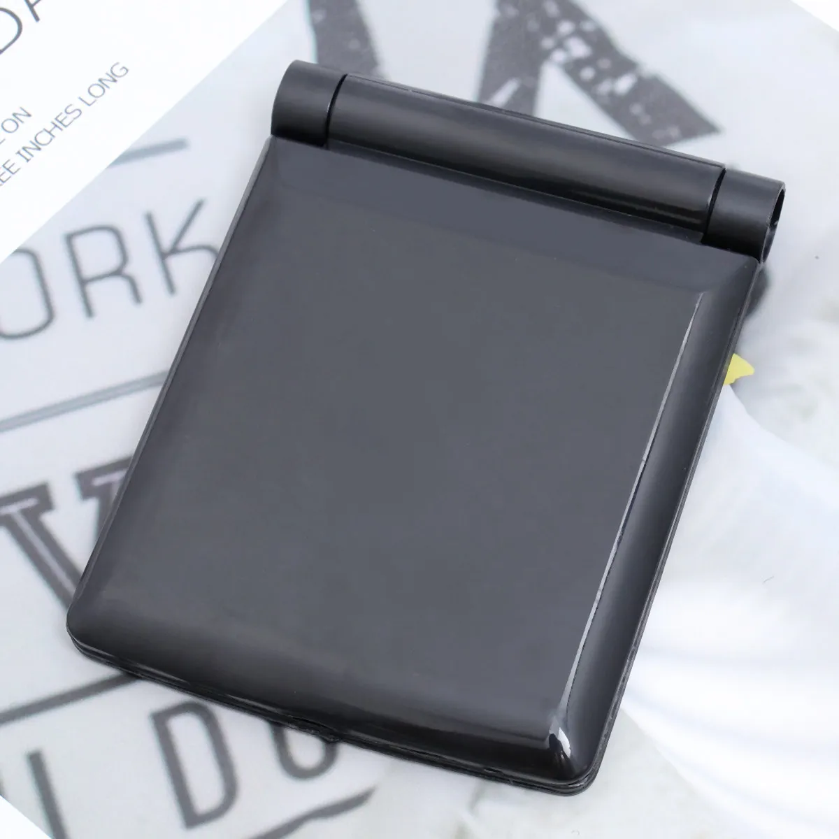 

Mini Portable Black Double-Sided Folding LED Compact Makeup Mirror Slim Design Vanity Mirror Pocket Makeup Accessory