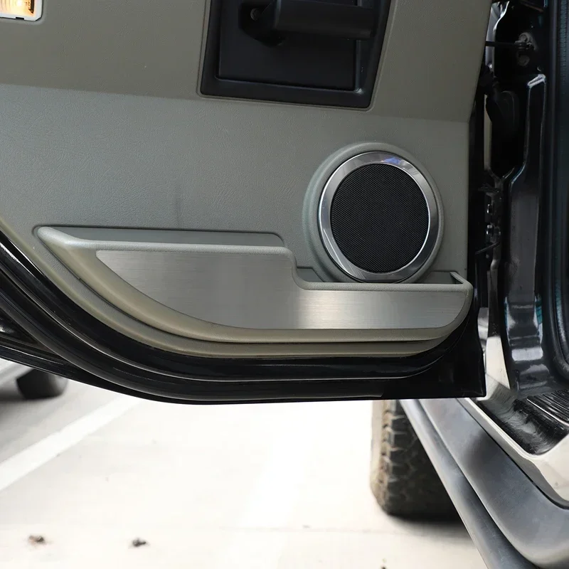 

For Hummer H2 2003-2007 Stainless Steel Silver Car Door Anti-Kick Panel Decoration Sticker Car Interior Protection Accessories