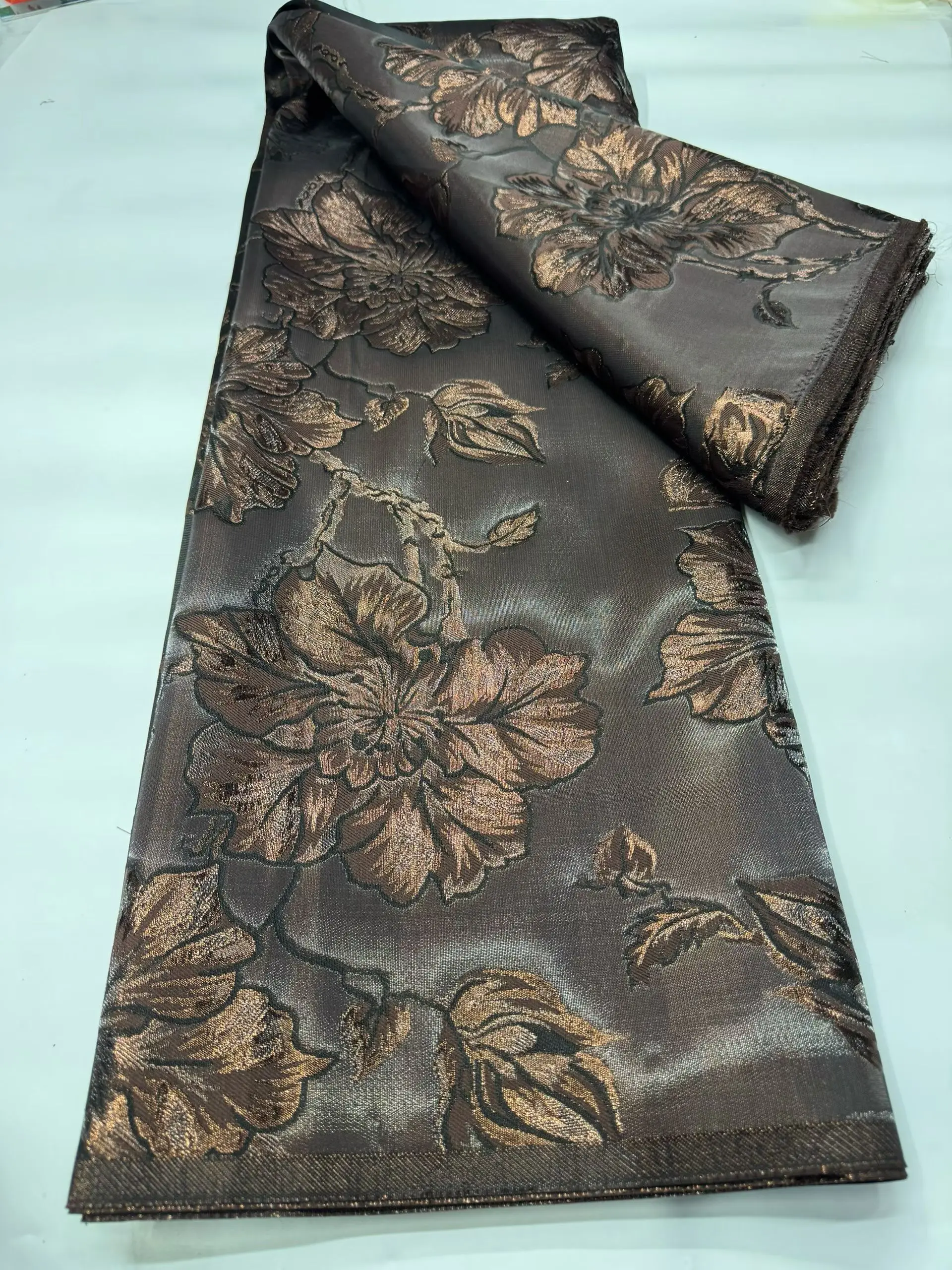 

2026 High Quality Latest Brown African Nigerian French Jacquard Organza Brocade Lace Fabric For Women Party Dress Sewing LCW2542