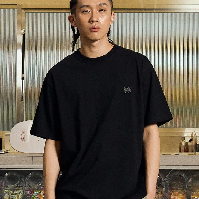 2025 Summer Hot Selling Men's and Women's T-shirts INS Korean Fashion Retro Loose Cotton High Quality Printed Pattern