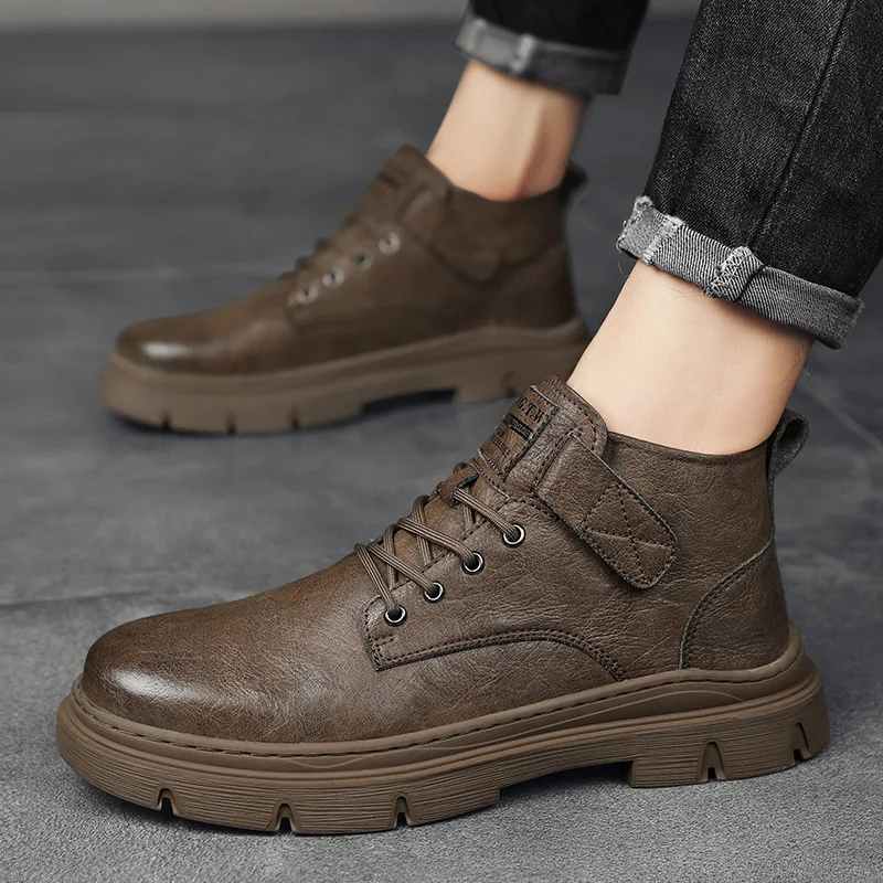 

Новые мужские рабочие туфли в британском стиле 2026 года, высококачественные мужские высокие повседневные туфли-джокеры на флисе, мужская обувь