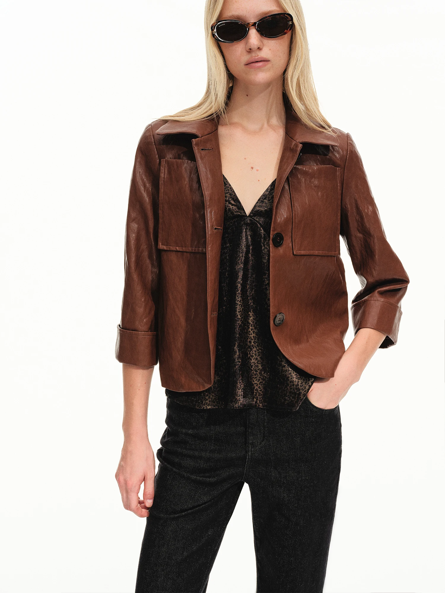 PRRP Short Leather Jacket Brown Retro Texture Stand Collar Arc Shape Utility Pocket Women's Slim Fit Style Button Closure