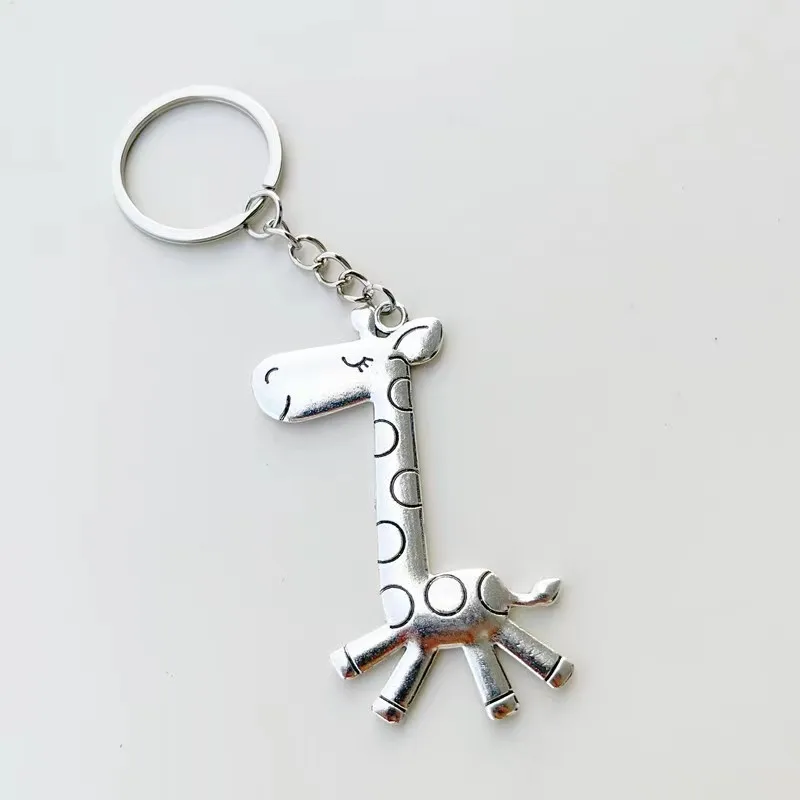 New Fashion Key Chain Running Giraffe Pendant Cute Giraffe Car Ornament Key Chain