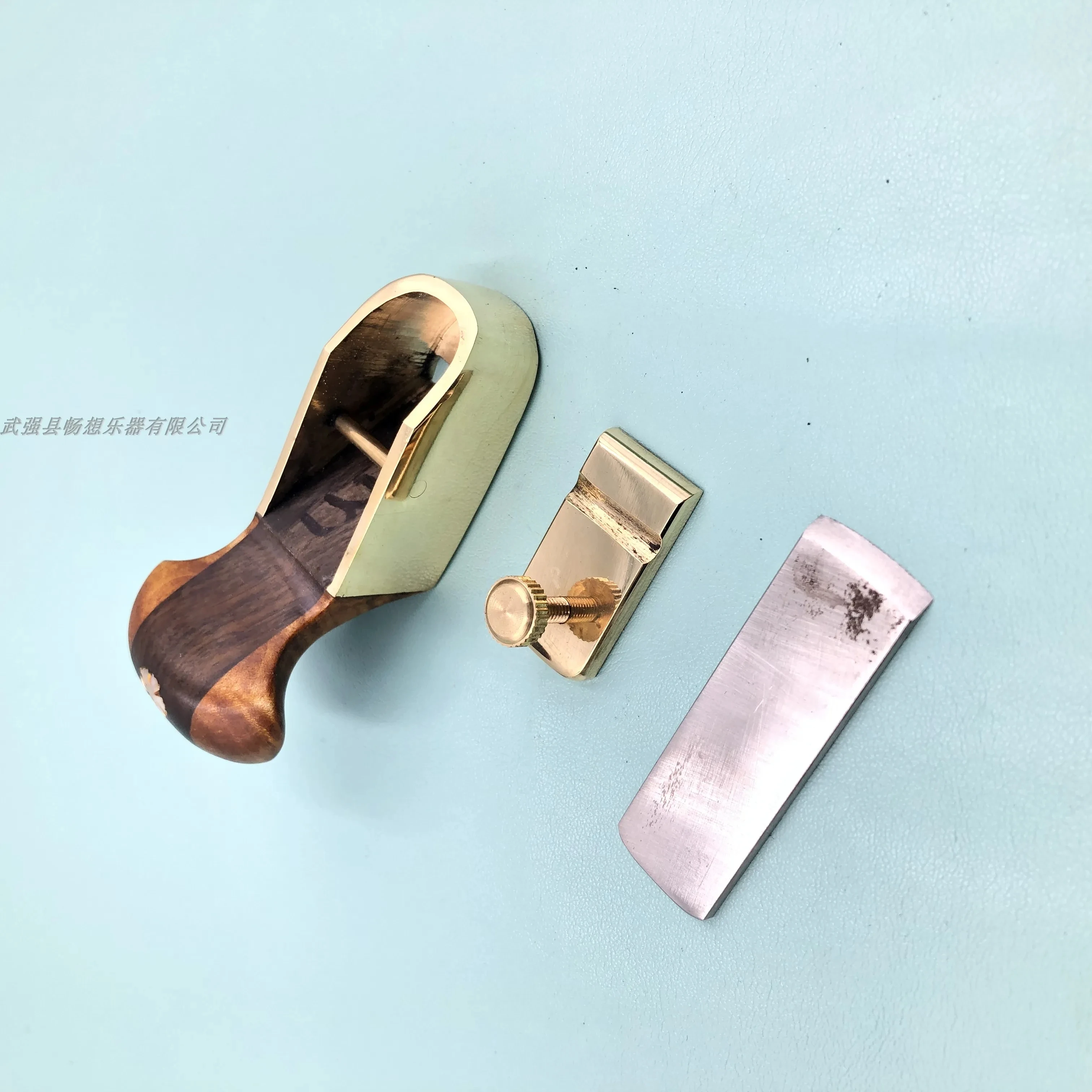 

Cutter Curved Sole planes Planer Different size good luxurious Brass wrap blackwood convex bottom，woodworking Tools plane parts