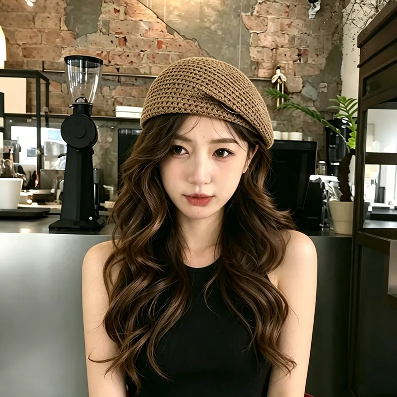 

Retro Openwork Straw Beret for Women A Stylish, Artistic Summer Hat – Breathable and Soft Newsboy Cap