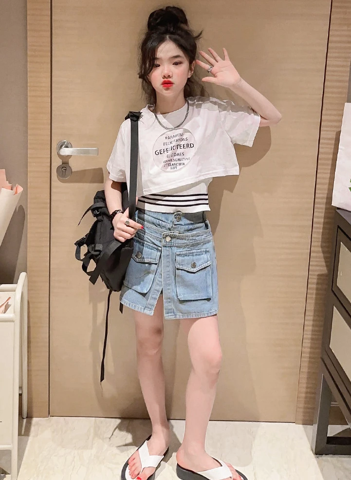 Girls Short Sleeve 2024 New Summer Kid Short Simple Korean Style Minimalist Short Sleeved Fashion Clothes Children Top