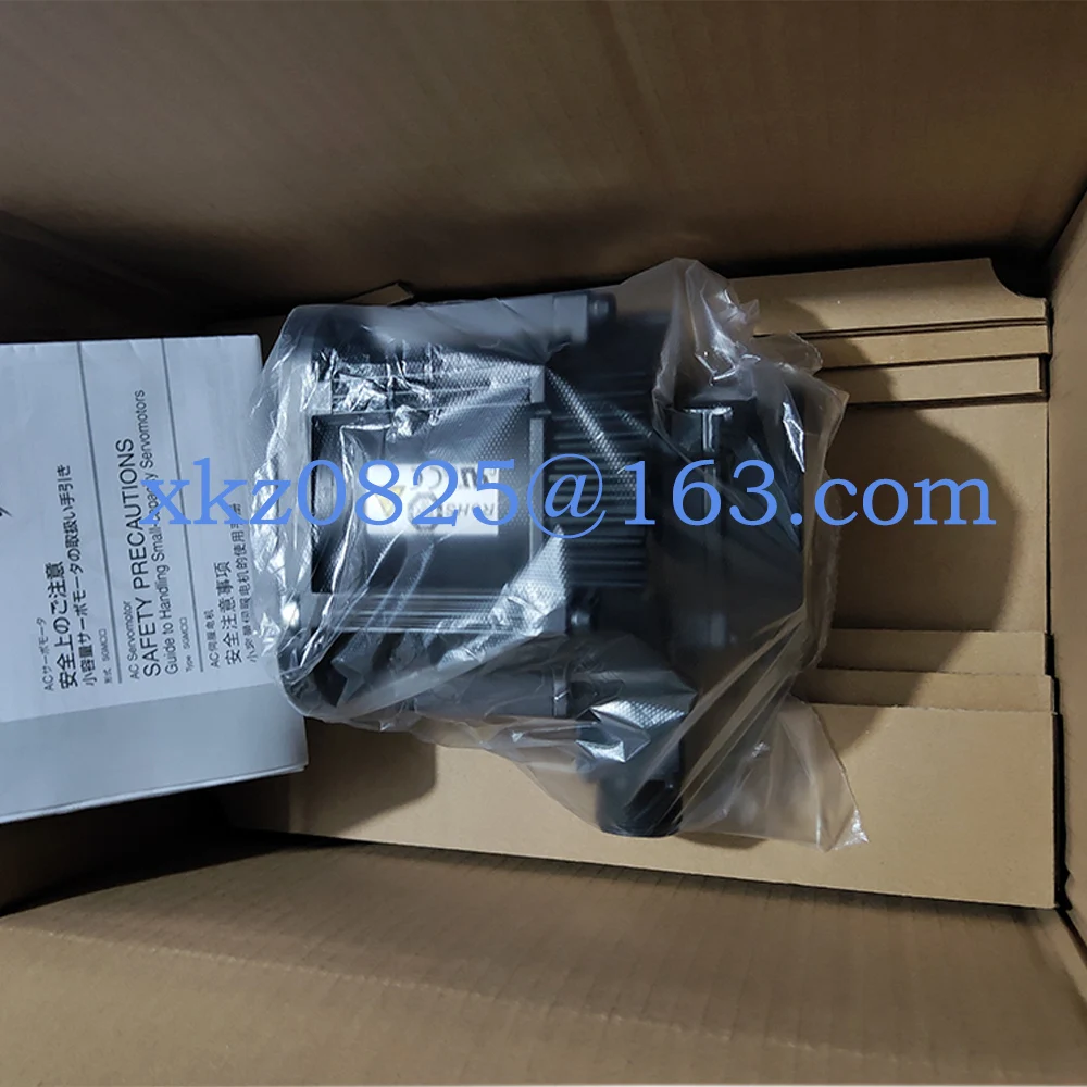 

Brand New Original Servo Motor SGMG-18B2ABC