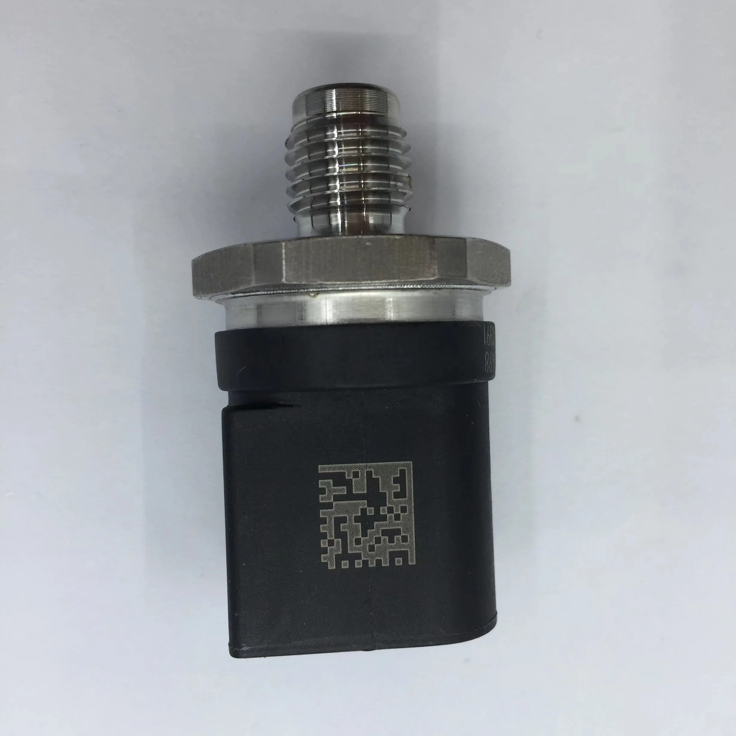 OEM 0281002239 0281002238 0041537528 05080349AA SENSOR REGULADOR DE ALTA PRESSÃO FERROVIÁRIO DE COMBUSTÍVEL PARA MERCEDES BENZ A C E G M S A-Class