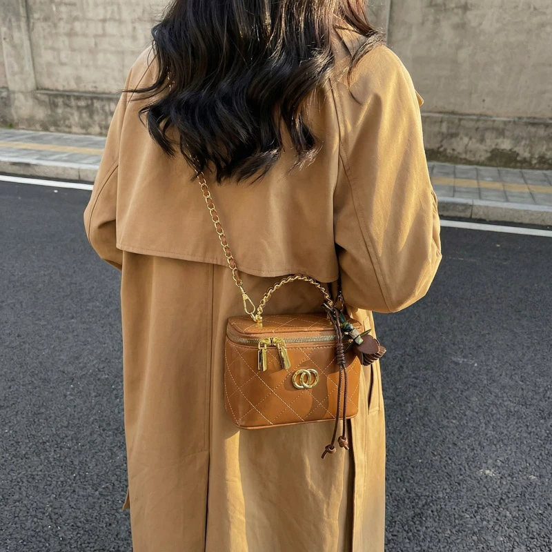 

Luxury Best Superstar Show Commuter Bag Elegant Tote Purse Shopper For Business Women With Large Capacity