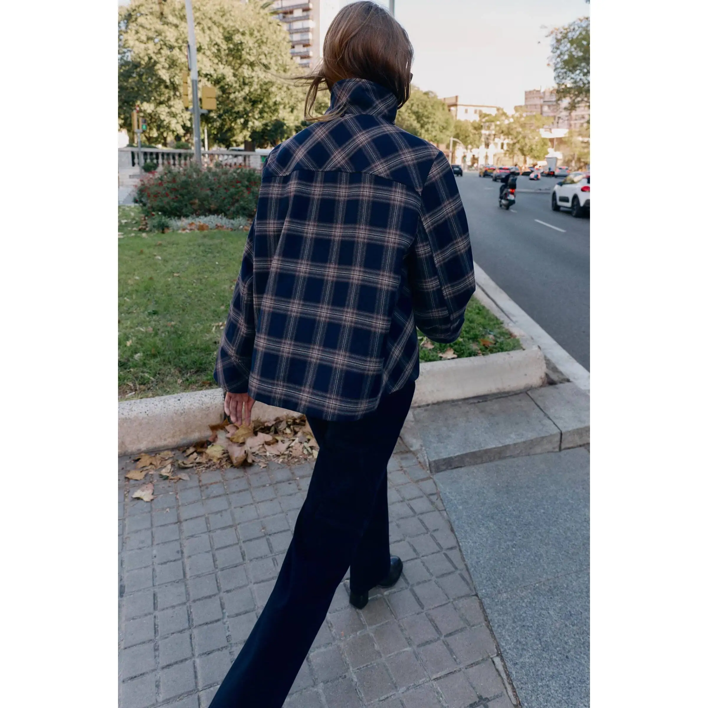 خريف شتاء جديد وصول المرأة منقوشة مقنعين القطن Jaet معطف دافئ Sli طويل Sve ألياف البوليستر زر إغلاق