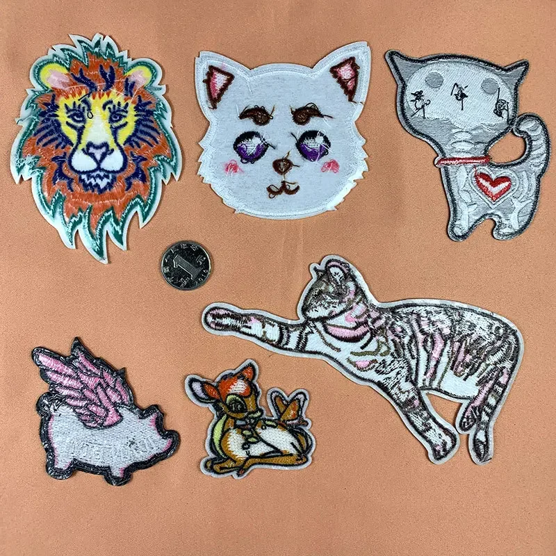 Patches Ironing Cartoon Small Animal Embroidery Cloth Sticker Puppy Children's Clothing Adhesive-backed Embroidery Patch Anime