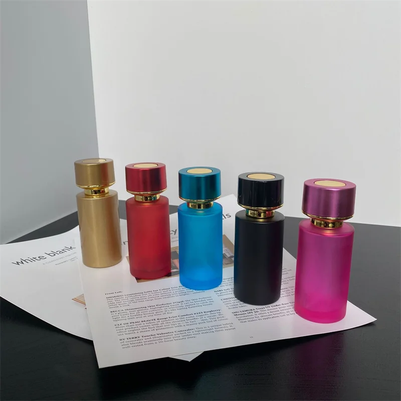 30pcs Luxury Empty 50ml Perfume Spray Bottle Face Setting Makeup Hydrating Spray Glass Bottle Upscale No Logo