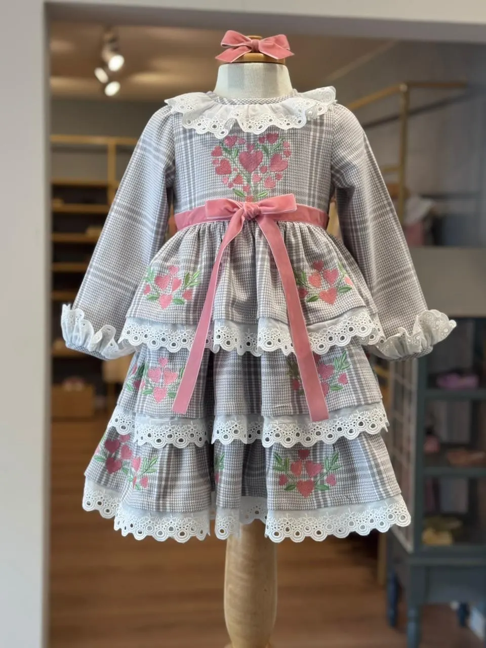0-12 Y Girls 2026 Aumtumn New  Long Sleeves Layered Embroidery Gray Plaid Dress for  Birthday Party Holiday Photography C361