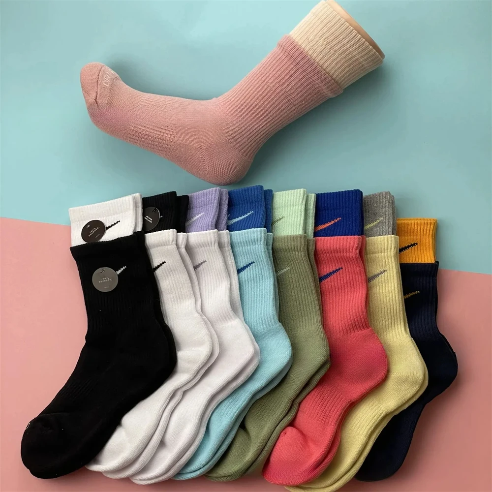 Chaussettes décontractées en coton pour hommes et femmes, Sports de direction, Publicité Nk, Interface Ins Fashion, Tendance, Nouveau