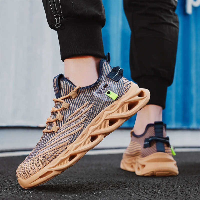 

Летняя уличная спортивная обувь большого размера с круглой головкой, дышащей тканой тканью с цветными блоками на шнуровке и мягкой подошвой