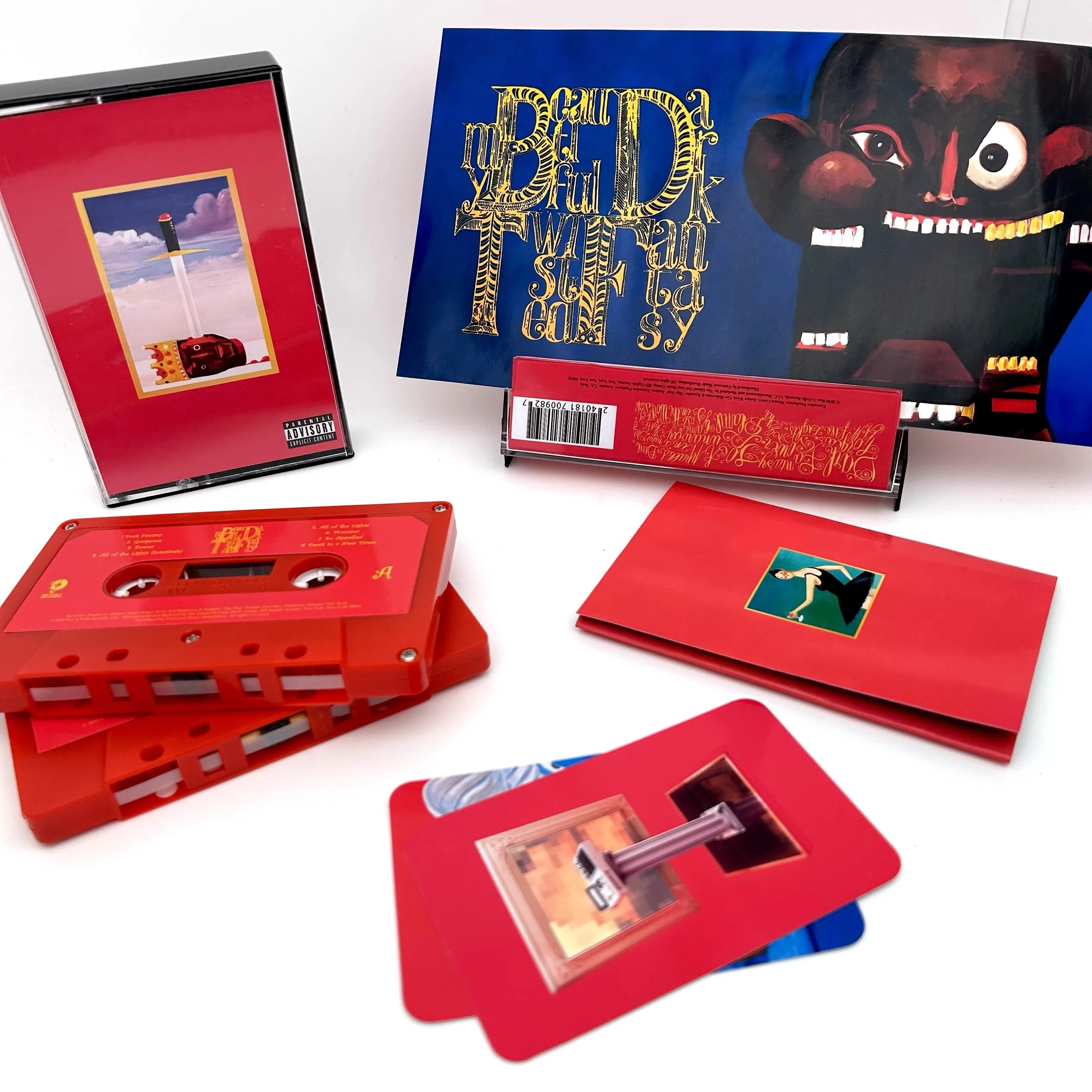 

Рэп Kanye West YE Музыкальная лента My Beautiful Dark Twisted Fantasy Альбом Кассеты Косплей Walkman Автомобильный рекордер Soundtracks Коробка Подарок