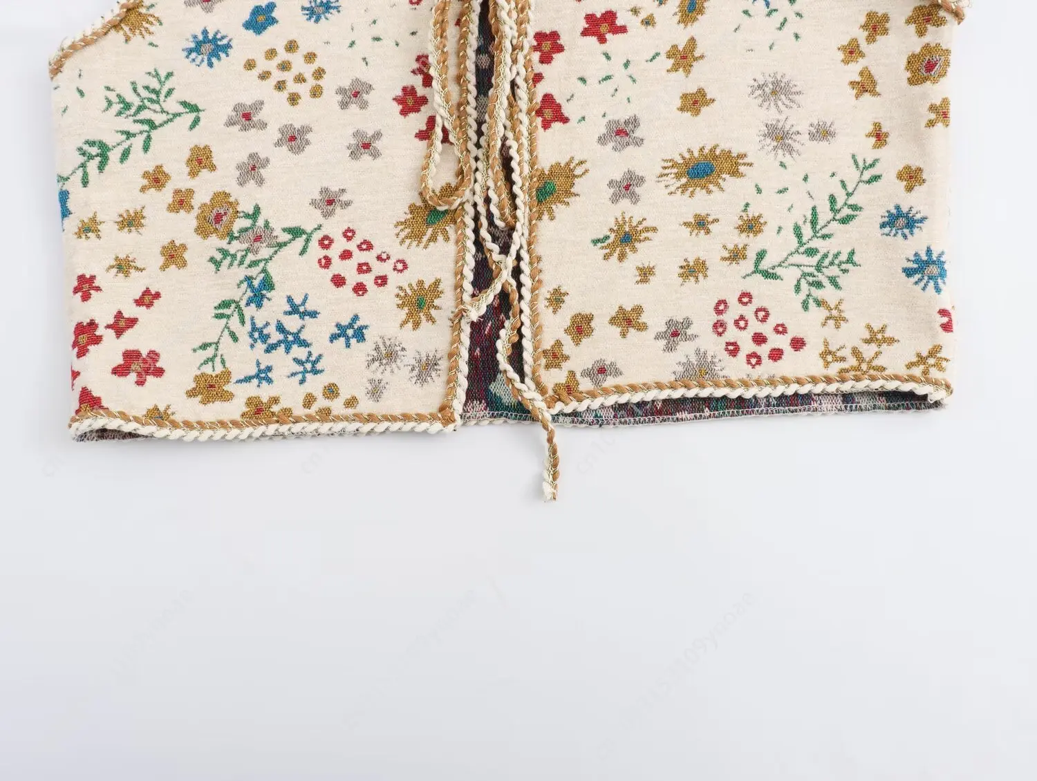 Vintage Floral Vest Cowgirl Sleeveless Vests Women Embroidered Casual Trendy Crochet Western Cardigan Retro Print Tops Fashion