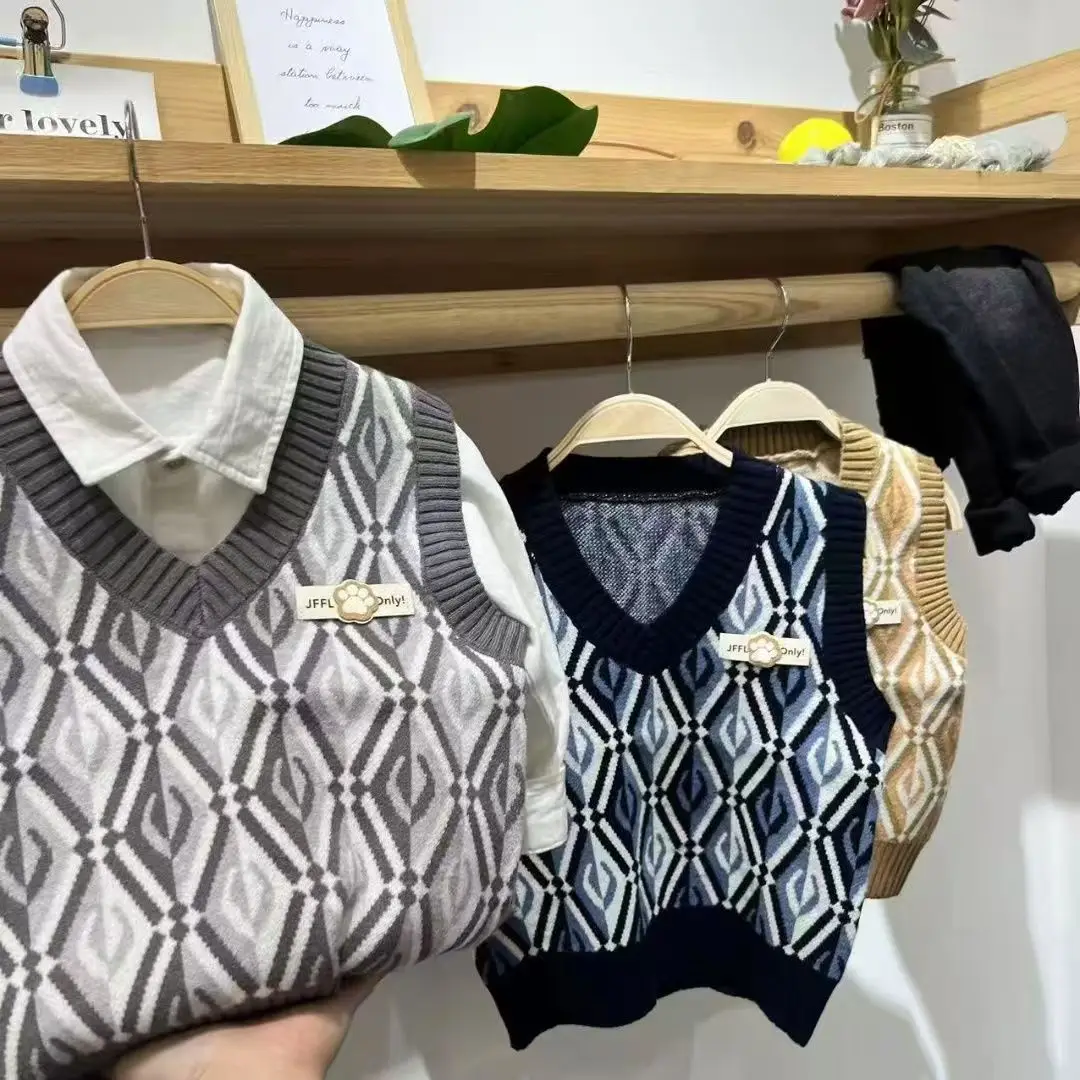 

2025 Spring And Autumn New College Style Sweater Children's Knitted Sweater Universal Tank Top Casual Top Baby Vest