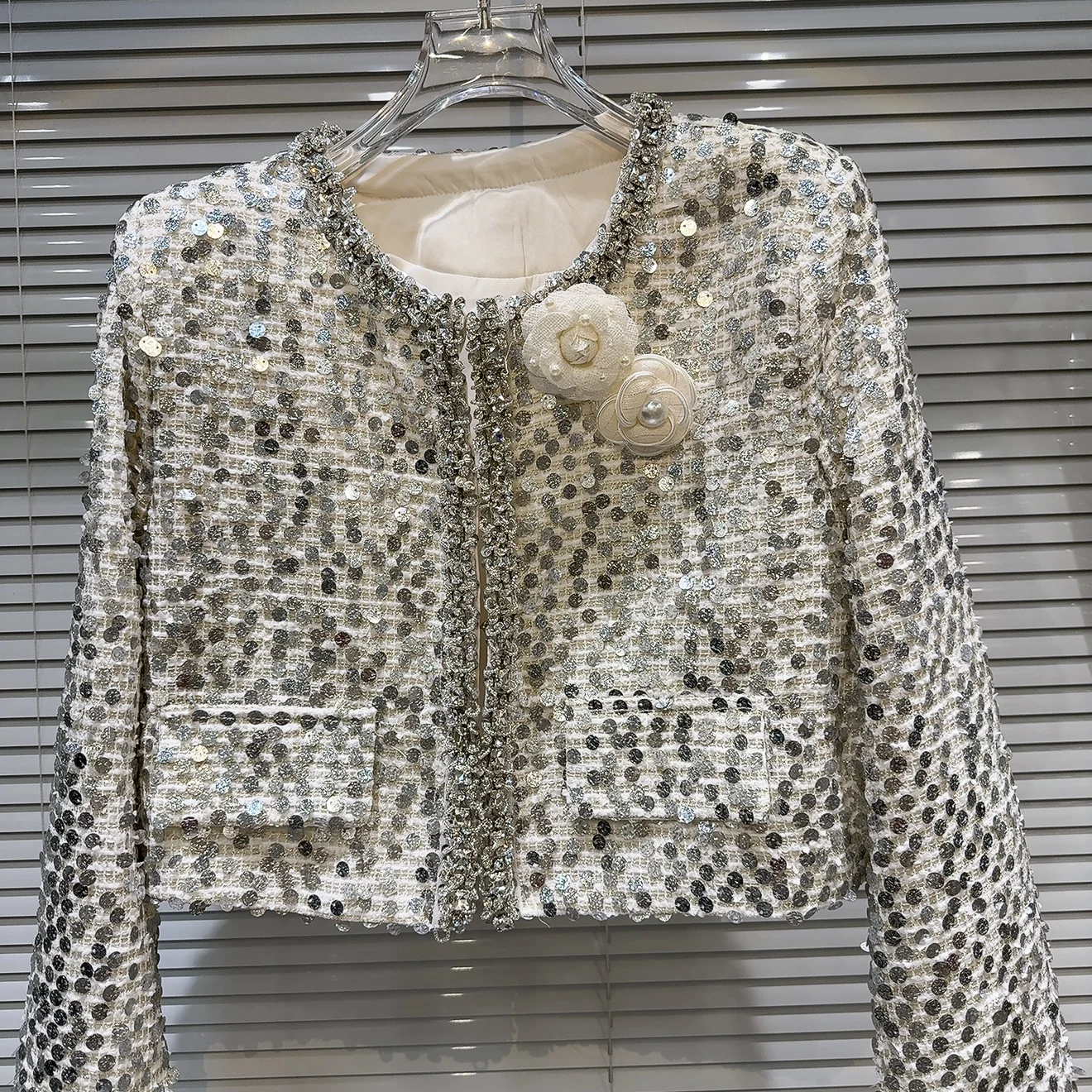 

Faionable ort Tweed Jaet Women's Spring 2025 Straight Cut Long Sve round Ne Button up Pure Color Bouclé Outerwear