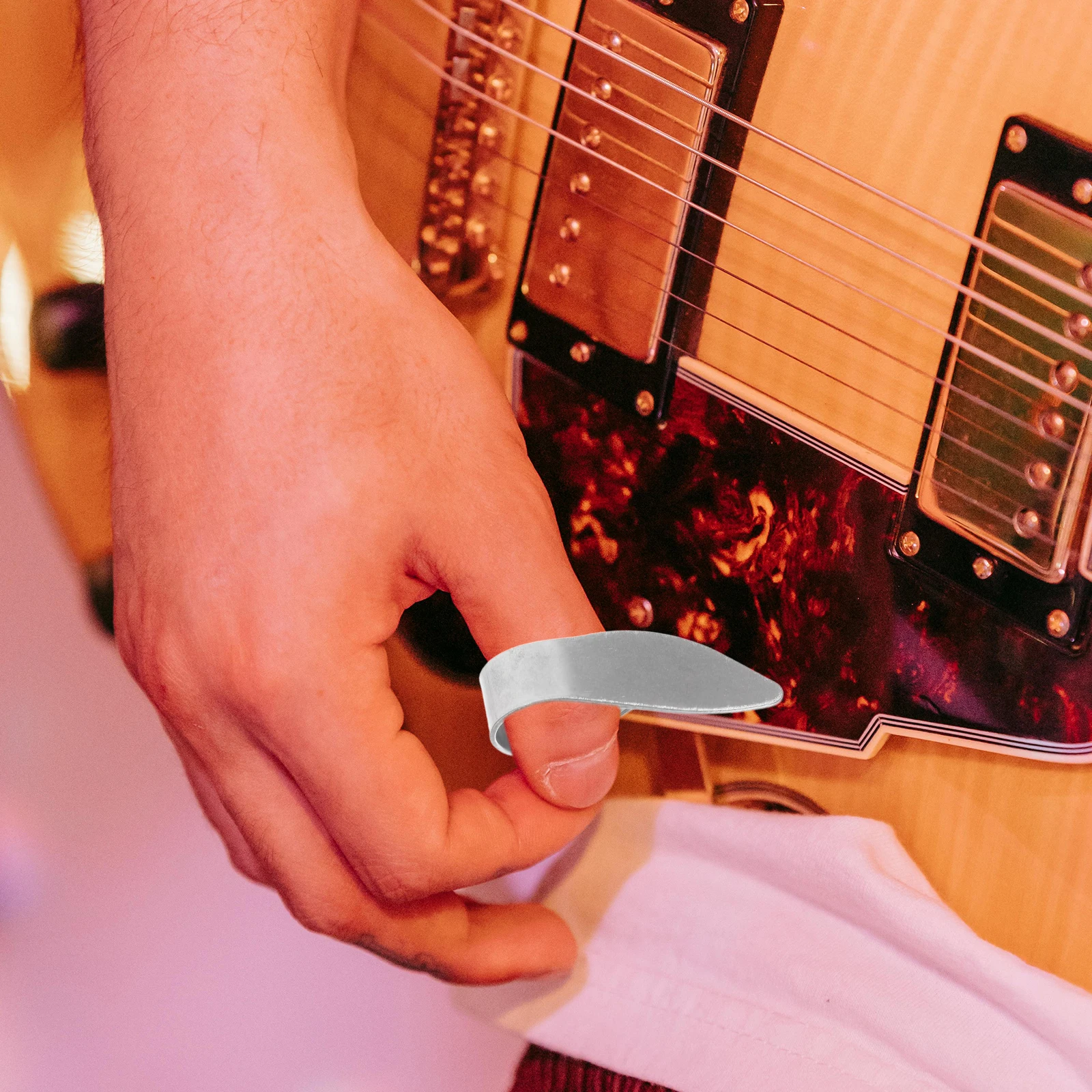 

Stainless Steel Thumb Picks Silver Ultra Thin Lightweight Durable Guitar Ukulele Playing Perfect for Professionals Collections