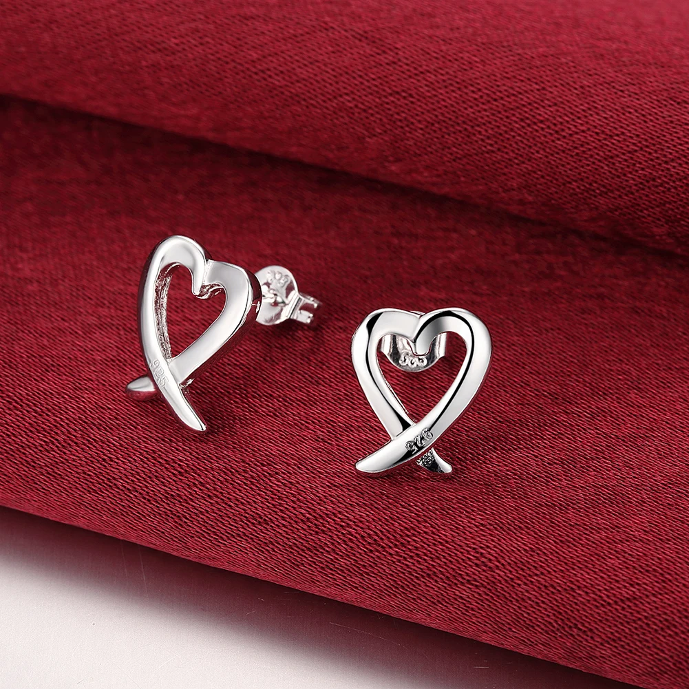 Fine Charms 925 Sterling Silver Fashion Romantic Heart Stud Earrings for Women Holiday Gifts Classic Party Jewelry