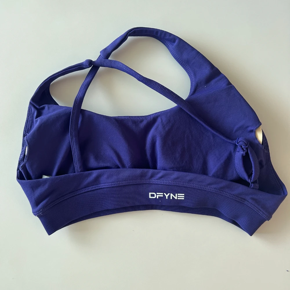 Dfyne Impact Asymmetrischer Sport-BH für Damen, nahtlos, One-Shoulder-BH mit Riemchenrücken, gepolstertes Yoga-Top, mittlere Unterstützung,