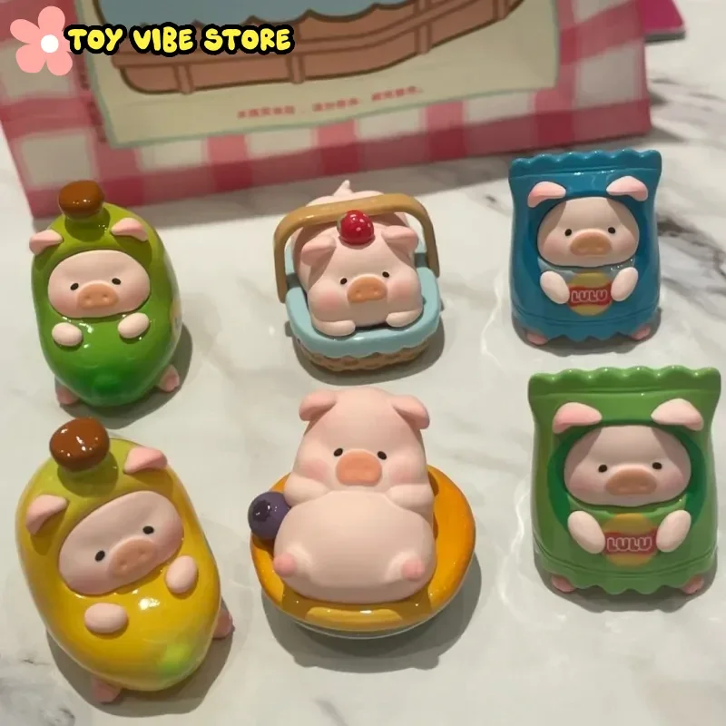 

Новая оригинальная серия Lulu The Piggy Picnic Party: коллекционные фигурки-сюрпризы, милые настольные украшения, подарок для девочек, модные игрушки, кавайные коллекционные предметы