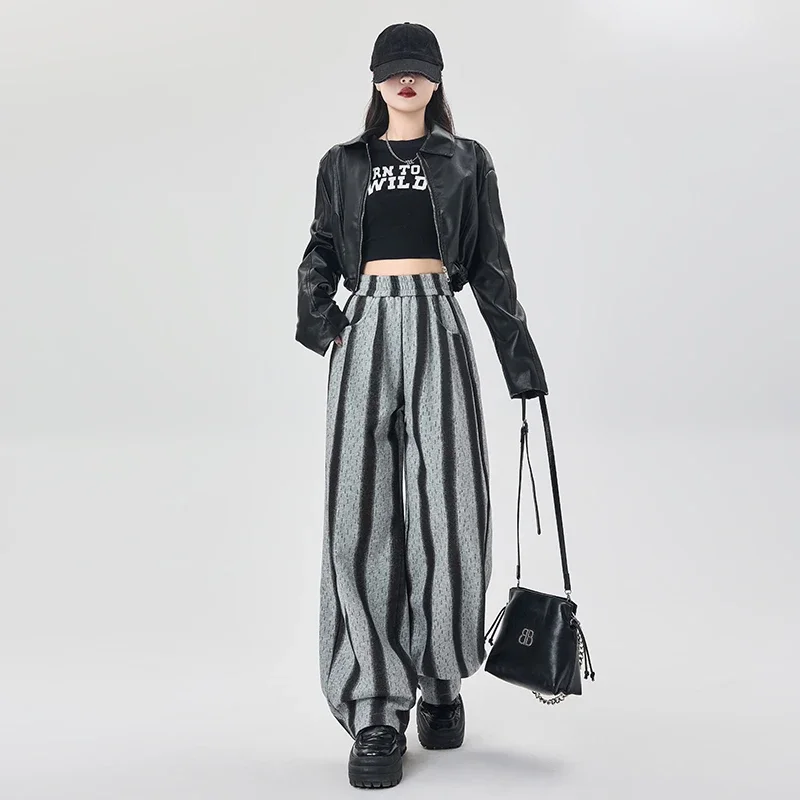 2024 Striped Curved Knife Pants for Women Autumn and Winter New High Waist Banana Pants Casual Sports Wide Leg Trouser Woman