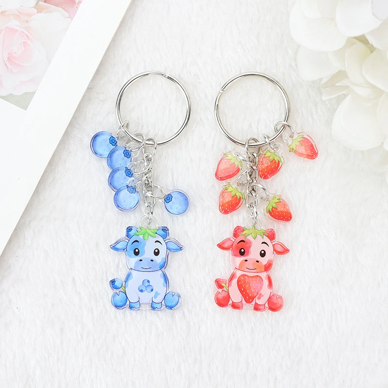 1Pc Cute Cattle Keychain Creative Acrylic Blueberry And Strawberry Keyring Girl Woman Crafts Handbag Jewelry Charms