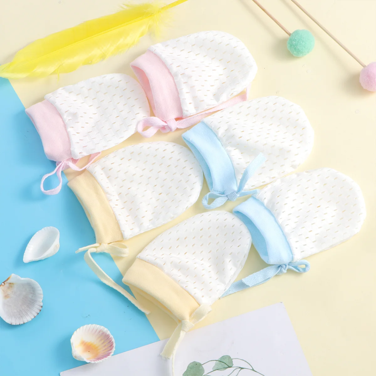 

4Pairs Newborn Baby Gloves Anti Scratch Protection Lightweight Breathable One Size Fit Most Fashionable Colors