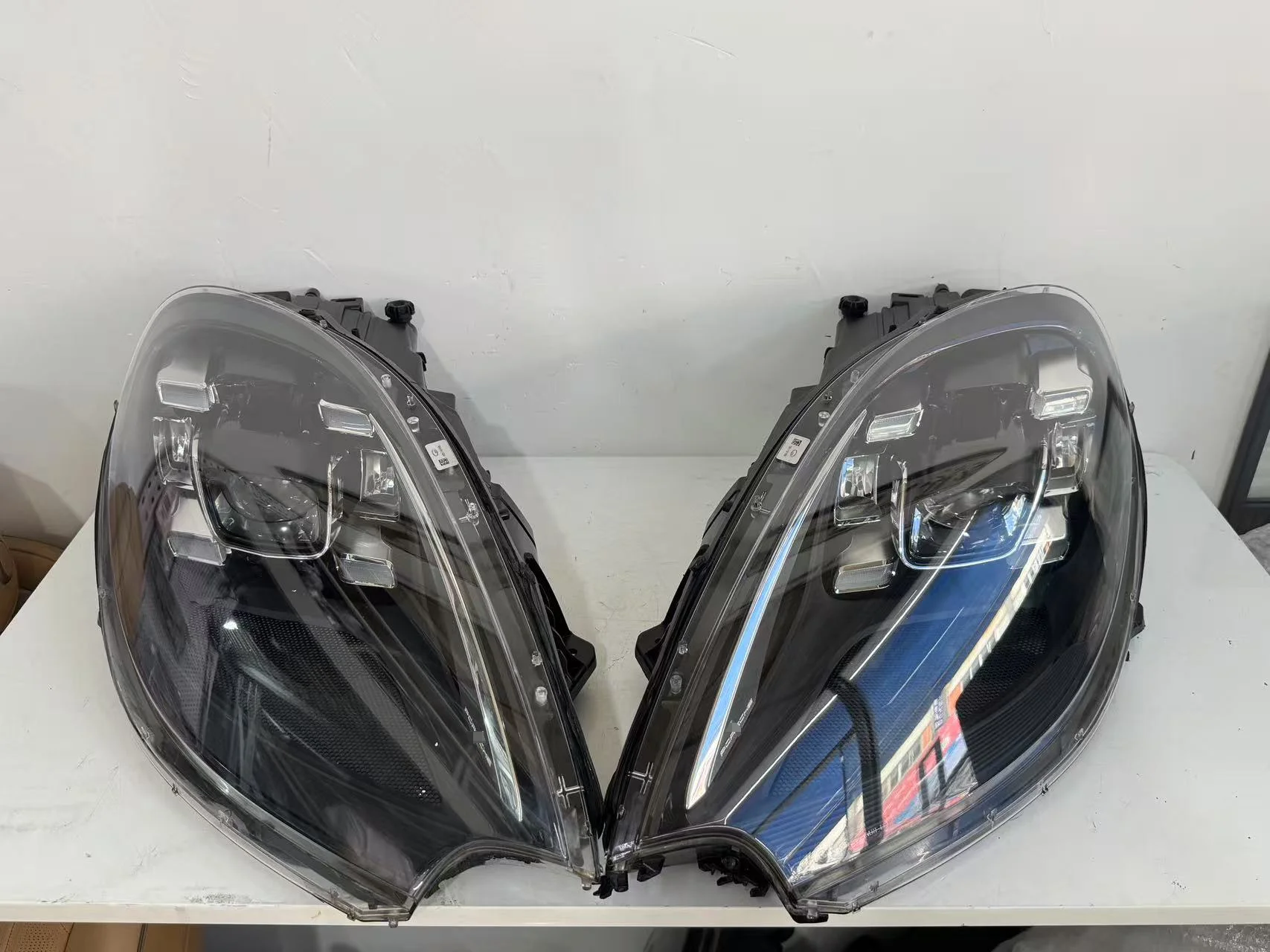 Suitable for Porsche Macan LED Headlights 2014-2017 Original Lighthouse High-quality Automotive Lighting System